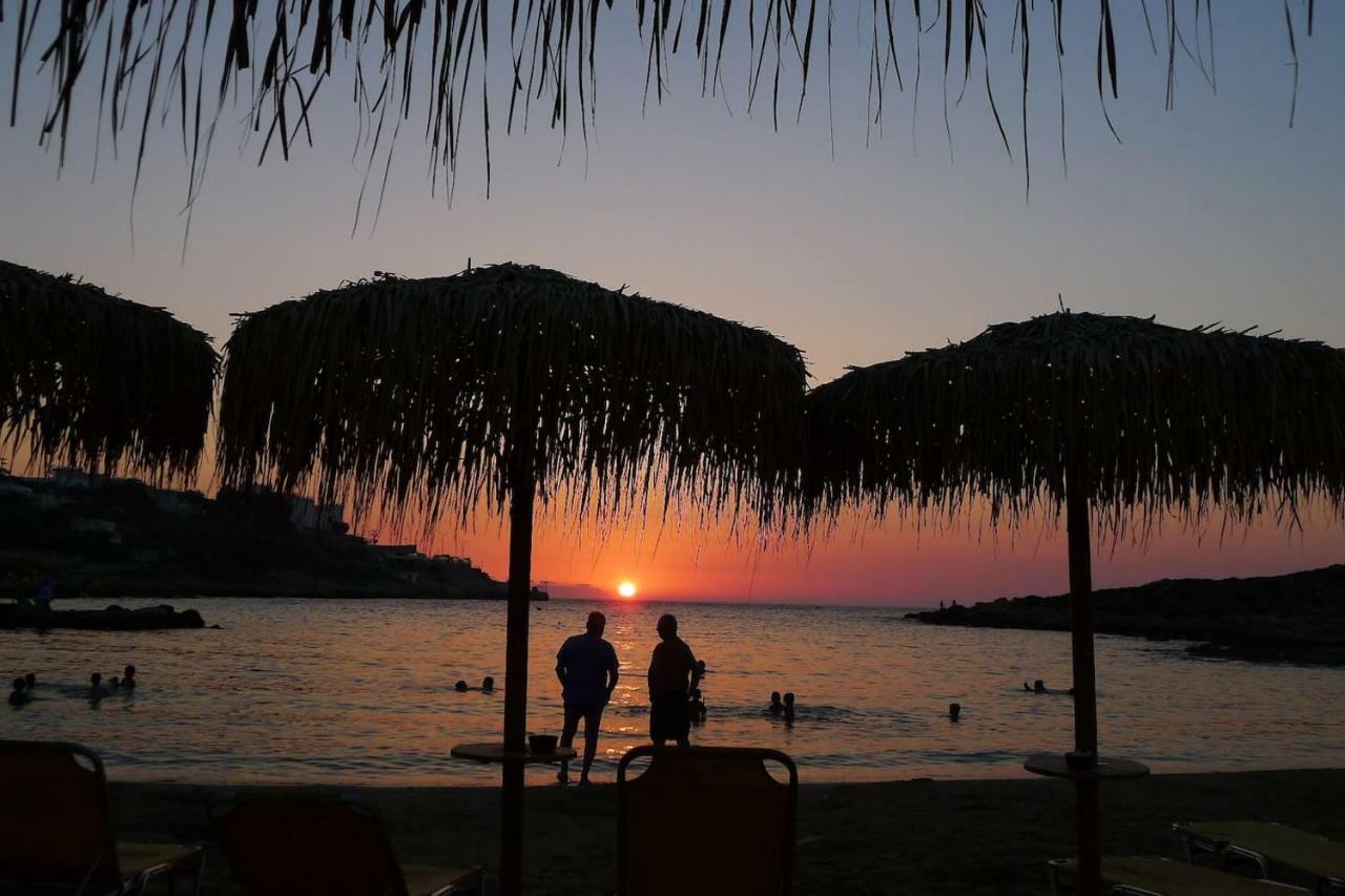 Maria & Manos Guest House, Agios Onoufrios Beach エクステリア 写真